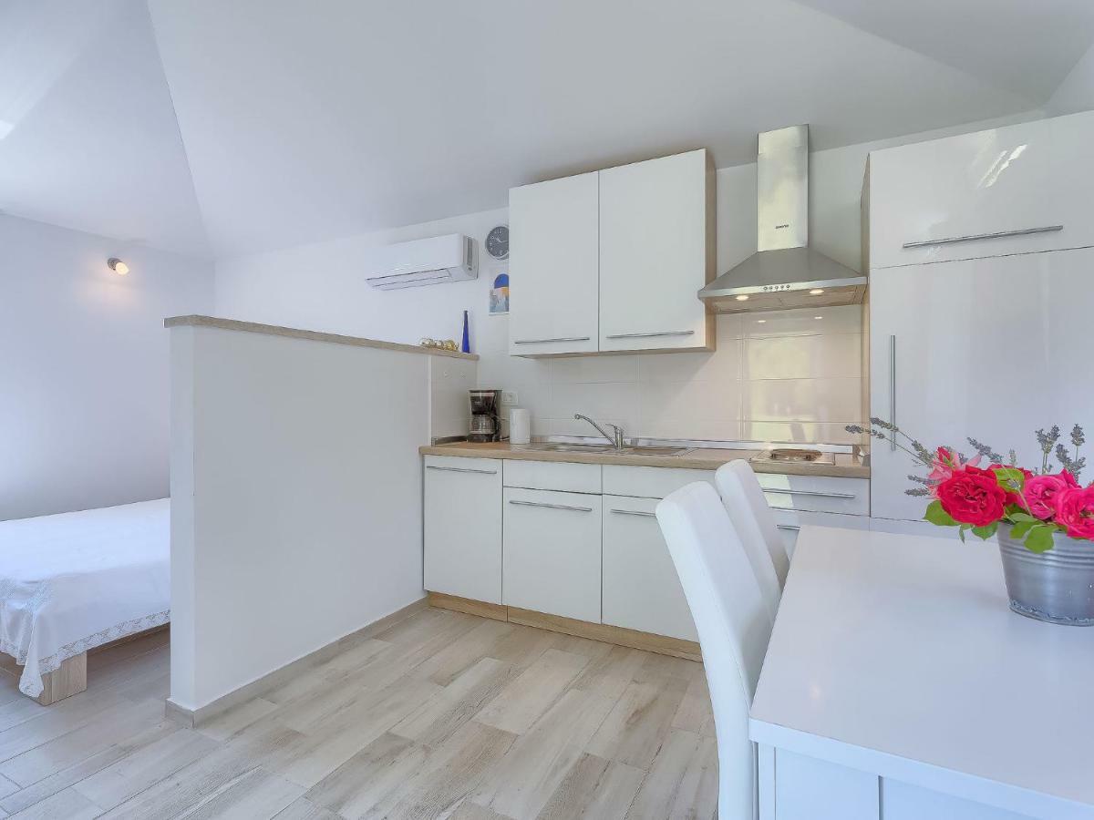 Vinež Holiday Home Lucija By Interhome מראה חיצוני תמונה